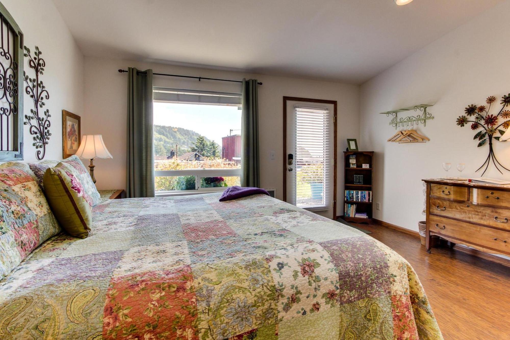 Ocean Cove Inn Yachats Szoba fotó